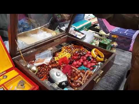 Видео: Барахолка в Килбурне, покупки и большая очередь.