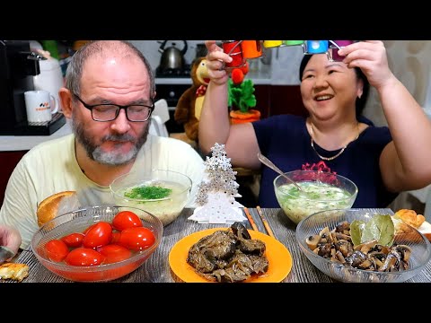 Видео: Мукбанг Куриный суп / Где мы будет отдыхать в этом году? И какие праздники мы отмечаем?