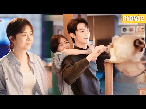 Видео: Золушка переехала к CEO💗 он в восторге🔥 ночью они могут быть близко🤭