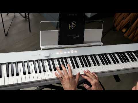 Видео: Как ИМПРОВИЗИРОВАТЬ просто в мажорной тональности 🎹