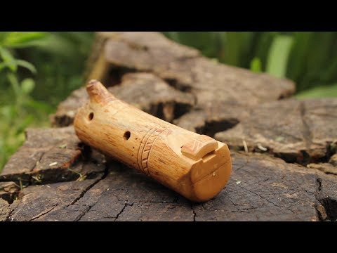 Видео: Carving wooden ocarina in the wild. Вырезание деревянной окарины в дикой природе