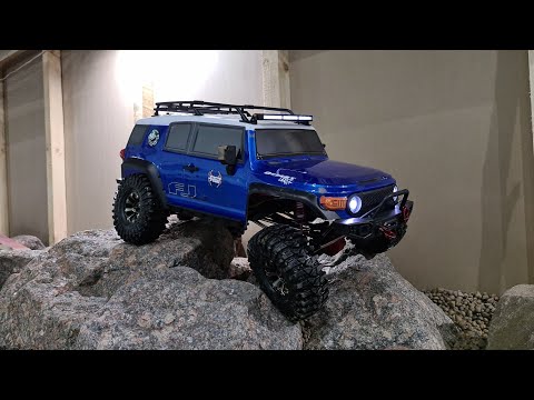 Видео: Rgt ex86120 FJ DESERT FOX. Новая RC Trophy из Китая.