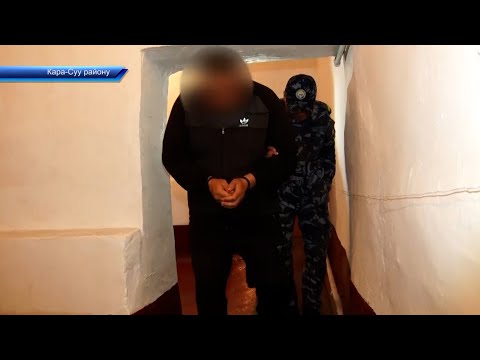 Видео: Достук чек ара бекетинде чет элдик жарандардан акча талап кылып жүргөн кылмыштуу топ кармалды