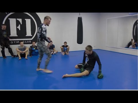 Видео: СМОТРИ ПОД НОГИ! Подсечки для MMA и Кикбоксинга K-1