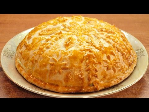 Видео: Курник 🐓 готовим праздничный пирог с разнообразной начинкой, уложенной слоями