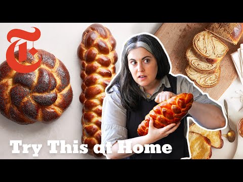 Видео: Клэр Саффиц готовит идеальную халу и бабку | Попробуйте дома | NYT Cooking