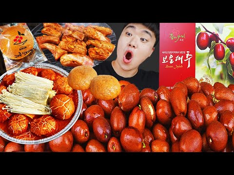 Видео: ASMR MUKBANG | ОСТРЫЙ ГРИБНОЙ СУП ЭНОКИ, БАРБЕКЮ СВИНИНА Рецепт корейской кухни! принимать пищу