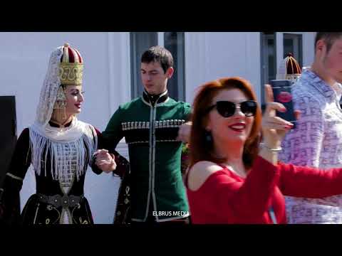 Видео: Иностранцы на кабардинской свадьбе/Foreigners on the Circassian wedding