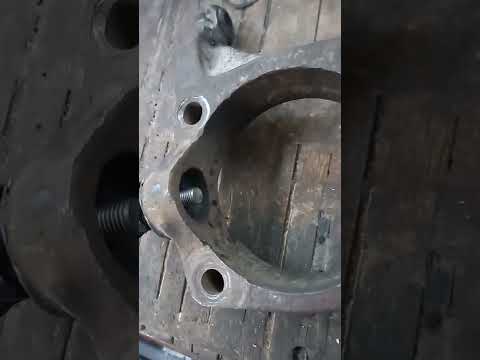 Видео: ЛуАЗ,  кулаки на шаровых опорах.