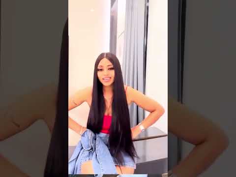 Видео: Женщины, поддерживающие женщин, это хорошо, но, вы же все видите, что что-то не так. Дайте ей нас...