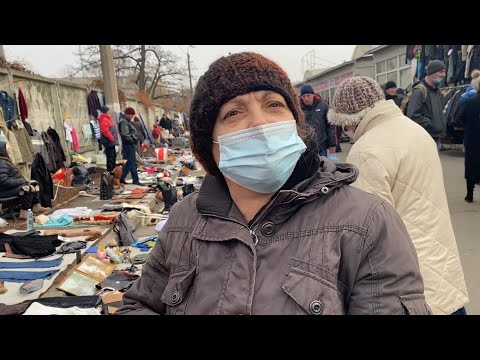 Видео: VLOG РЕАКЦИЯ МАМЫ НА БАРАХОЛКУ.. ПОТРАТИЛ ВСЕ ДЕНЬГИ
