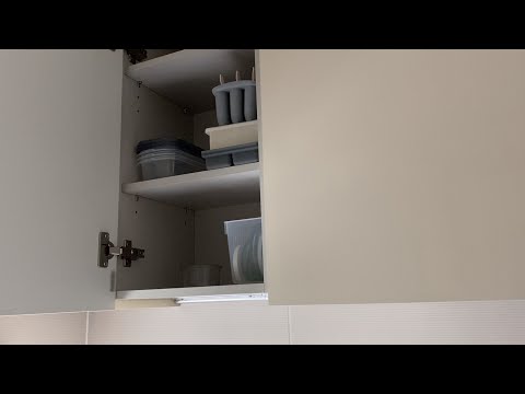 Видео: Уборка кухни, опустошение кухонных предметов | Minimal Life VLOG