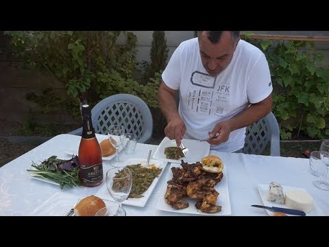 Видео: Сочный шашлык из цыплёнка с гарниром из тушеной фасоли.Рецепт от Жоржа