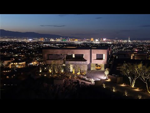 Видео: Экскурсия по ультрасовременному особняку стоимостью 8 миллионов долларов в Лас-Вегасе с потрясающ...