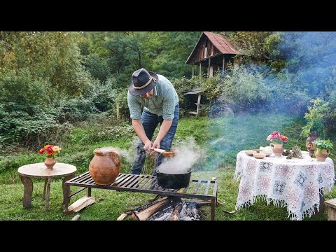 Видео: Фасоль со свиной рулькой, приготовленная в глиняном горшочке!