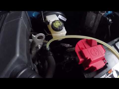 Видео: Не греет печка. Как выгнать воздух за 5 минут.