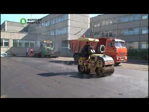 Видео: Реконструкцию стадиона возле школы № 14 Вологды завершат к началу учебного года