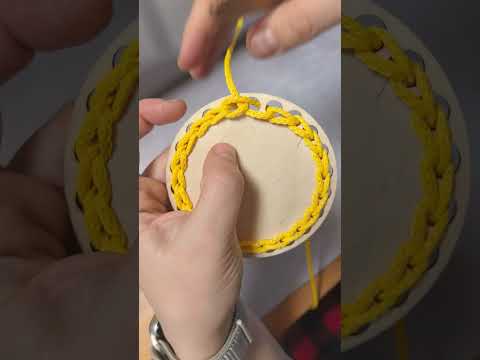 Видео: Часть 1 (из 8). Вязаная корзина крючком для новичков. Мастер-класс. 