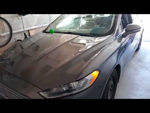 Видео: Ford Fusion/Mondeo — замена лампы габаритного света