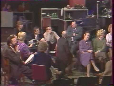 Видео: Школа студия МХАТ - 25 лет спустя 1980 год