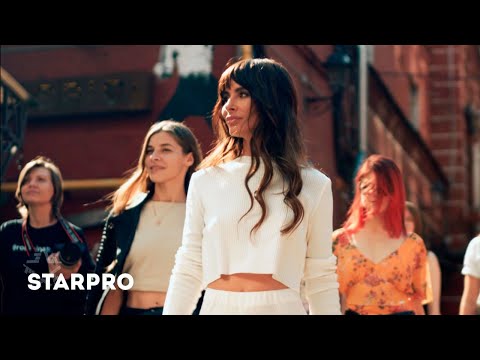 Видео: Sasha Zvereva & Katia Txi -  СИЯЙ