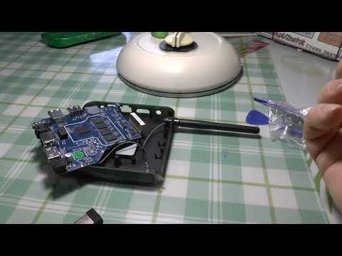 Видео: Обзор внутреней конструкции ТВ приставки  Tanix W2 Ultra.