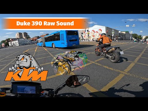 Видео: (4K) KTM Duke 390 Raw Sound | Московские пробки №2