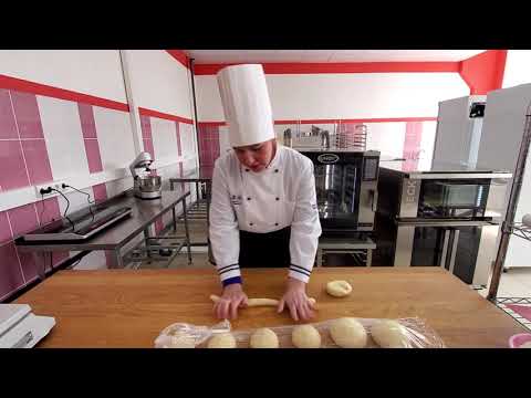 Видео: Приготовление дрожжевого теста и изделий из него: Халы - Астафьева Н.Н.