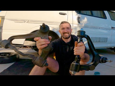 Видео: Как заменить верхние рычаги подвески Toyota Hiace