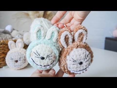 Видео: Брелок-Лабубу из плюшевой пряжи крючком. Labubu Схема. Мастер класс!