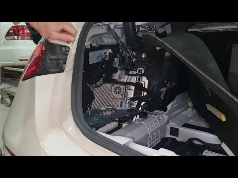 Видео: Разбираем алюминиевый Mercedes-S (W223) стоимостью более 10 миллионов рублей