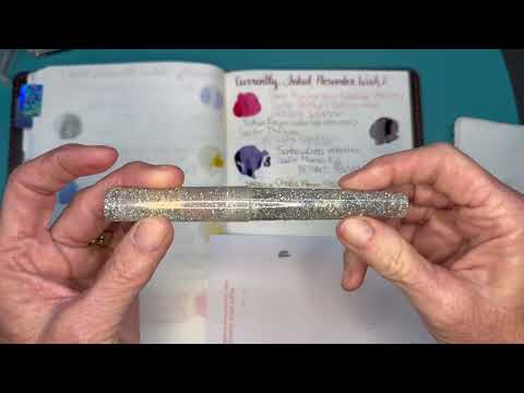 Видео: В настоящее время нарисована вторая неделя ноября чернилами Sailor, ручками Schon Dsgn и ручками ...