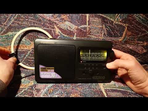 Видео: Panasonic R-314, Panasonic RF-3500, средние волны + внешняя антенна