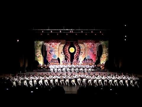 Видео: НФА "Филип Кутев" и НУТИ, "Фолклорни класици" - "Шопска сюита"