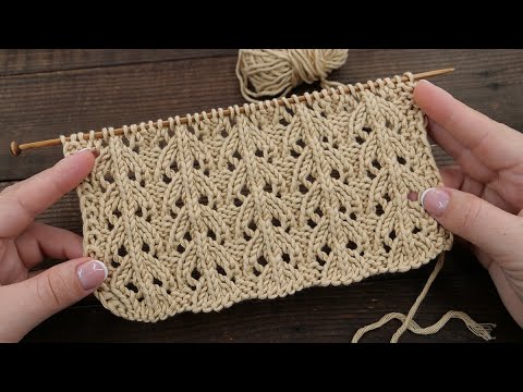 Видео: Узор «Бабочки моли» спицами 🦋 "Moth" knitting pattern