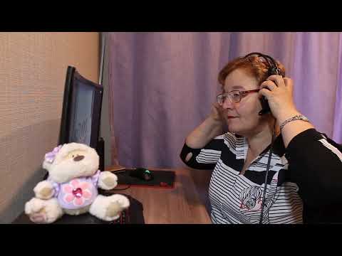 Видео: РЕАКЦИЯ МАМЫ НА [KENTUKKI - Замигает Свет]