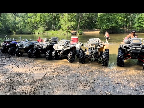 Видео: Can Am и Honda катаются в парке бездорожья Картера!