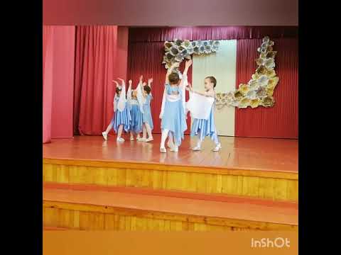 Видео: Танец "Облака" старшая группа детского сада