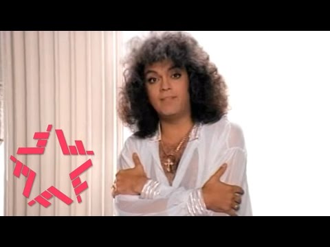 Видео: Филипп Киркоров - Бегущая по волнам