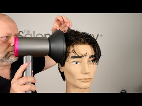 Видео: Как сделать прямые волосы волнистыми — TheSalonGuy