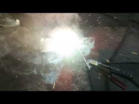 Видео: FoxWeld UNO MMA 250 SYN. и 6мм электрод ок48