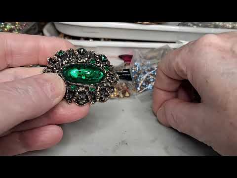 Видео: 800. Нервных просьба не смотреть. Большую часть видео я "выподала" из кадра.