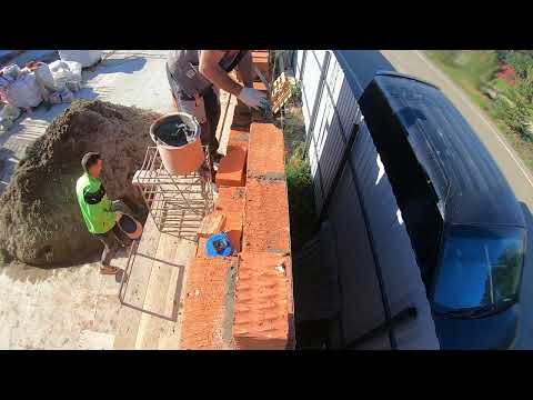 Видео: Кладка кирпича .
