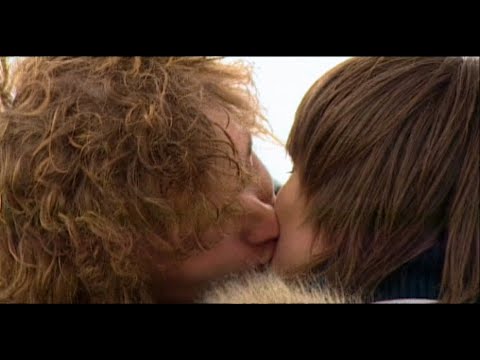 Видео: Май и Солнце