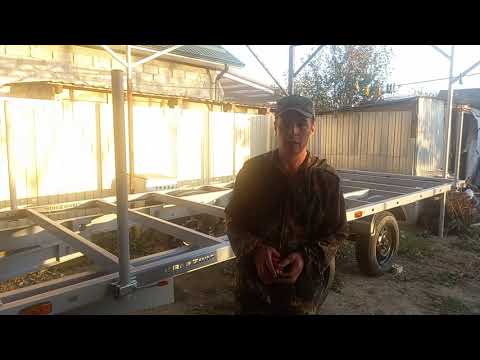 Видео: Обзор нового прицепа для перевозки пчел (пчелоприцепа)