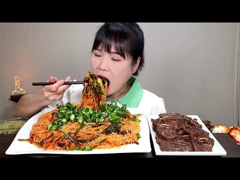 Видео: мукбанг, пряный, лапша.