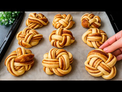 Видео: Вы удивитесь, насколько это просто! Самый вкусный и красивый рулет из слоёного теста