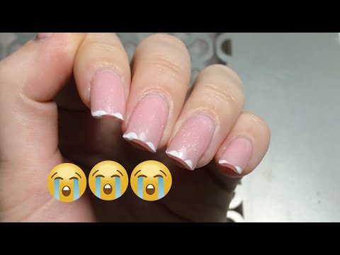 Видео: ЧТО СТАЛО С МОИМИ ВОЛНИСТЫМИ НОГТЯМИ || Наращиваем прозрачные ногти