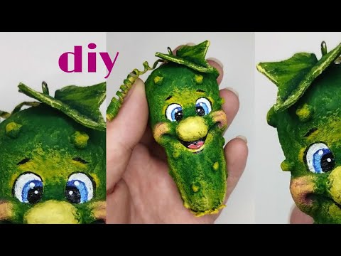 Видео: МК Огурец из ваты на ёлочку / Ватная игрушка  / DIY cotton cucumber