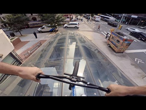 Видео: Езда на BMX на полной скорости в Нью-Йорке (от первого лица)